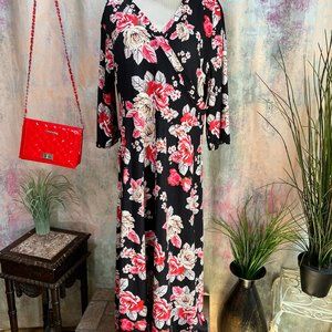 📌IN'VOLAND Beautiful Very Soft Floral Plus Size Maxi Dress with 3/4 Sleeves